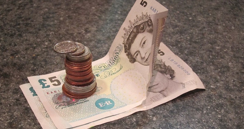 mikor kell borravaló külföldön